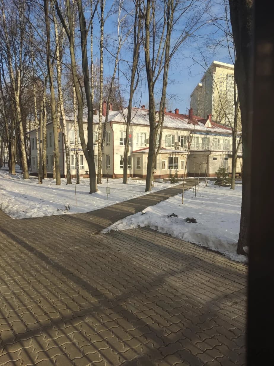 Школа Ломоносовская школа - Москва