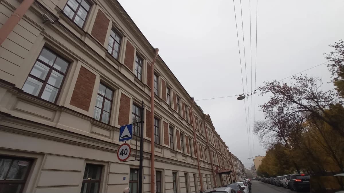 Школа Средняя общеобразовательная школа №77 Петроградского района - Санкт-Петербург