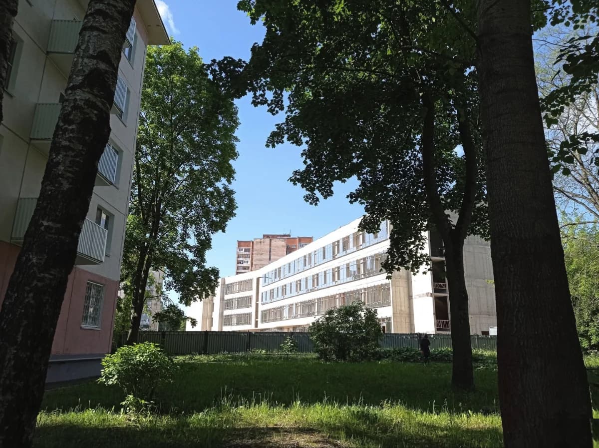 Школа Средняя общеобразовательная школа №136 Калининского района - Санкт-Петербург