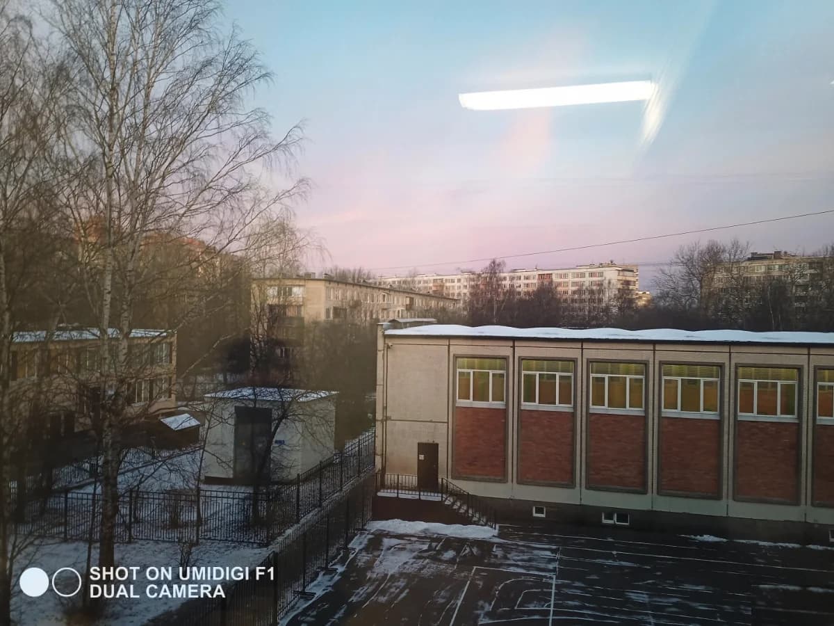 Школа Средняя общеобразовательная школа №201 Фрунзенского района - Санкт-Петербург